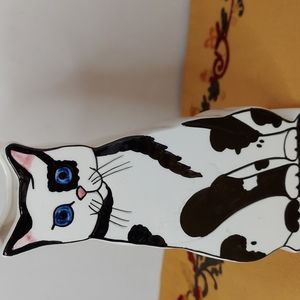 Andrea West b/w ceramic cat with blue eyes 6" H
